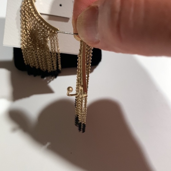 Jessica Simpson gold and black fringe climbing earrings. - Picture 5 of 6